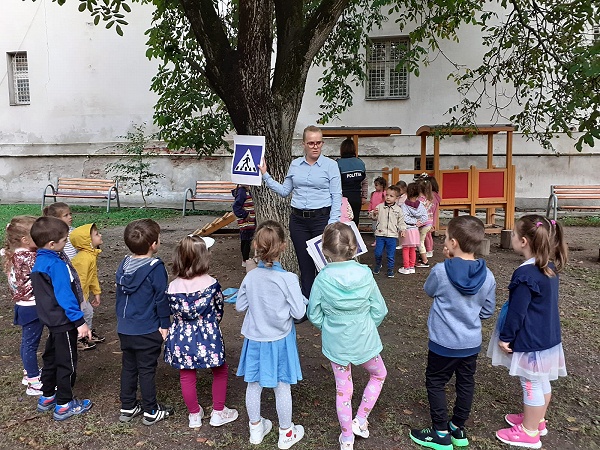 actiunea micul pieton1