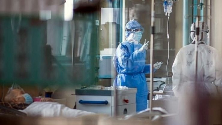 Încă doi bărbați infectați cu noul coronavirus au decedat la Spitalul din Carei