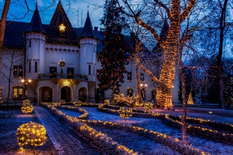 Programul evenimentelor lunii decembrie, la castelul Karolyi din Carei