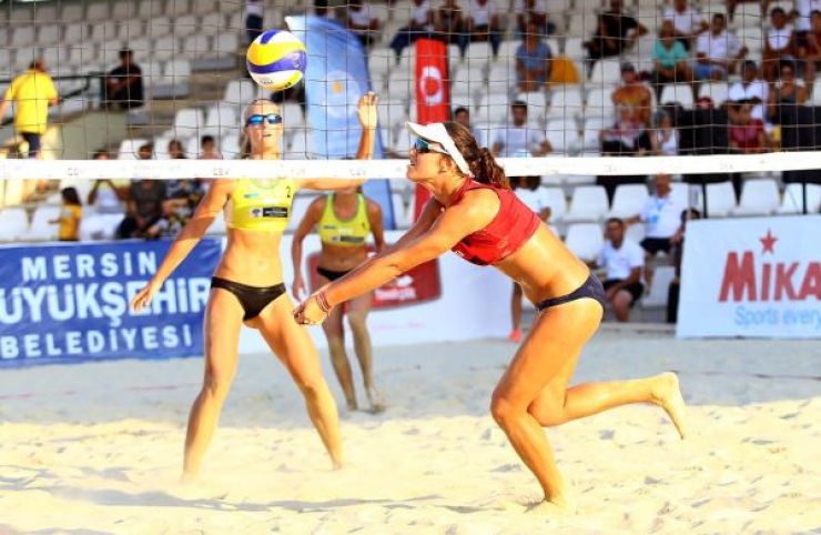 Volei | Beata Vaida și Adriana Matei au terminat pe locul 7 turneul de volei pe plajă de la Mersin